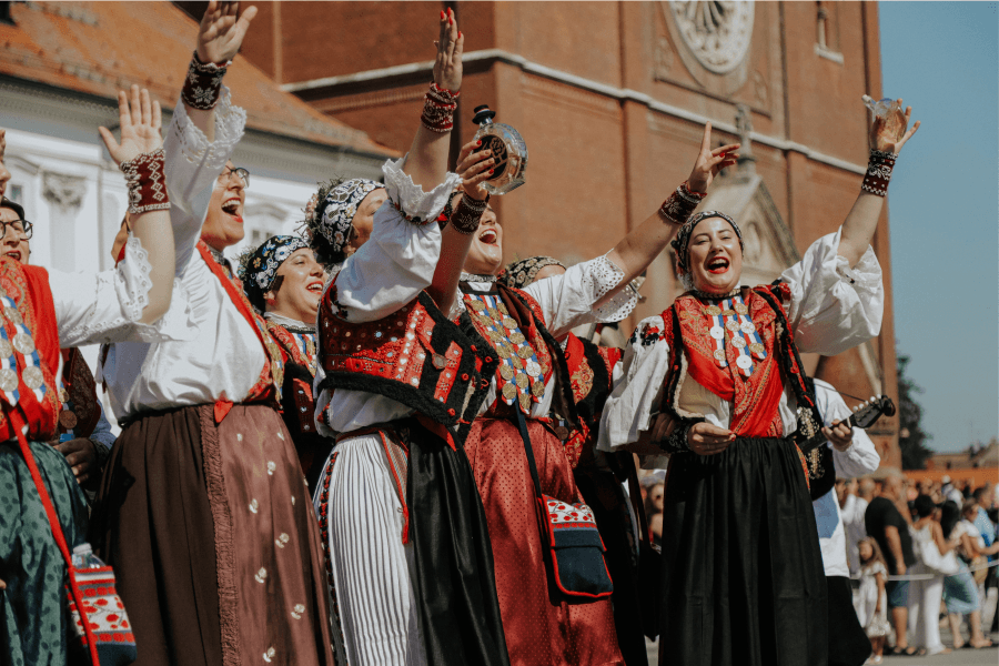 Đakovački vezovi folkloric festival — Slavonian food and folk culture in Đakovo